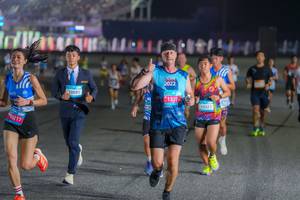 BIB: 13217, 10081, 034, 2022, 13376, 10323
                            <button type="button" onclick="openModal(23056195)" class="btn btn-primary btn-sm float-right btn-popup" data-toggle="modal" data-target=".modal-high-quality">
                        <i class="fas fa-shopping-cart"></i> Add to Cart
                    </button>
                                            <button type="button" onclick="isThisMe(23056195, true)" class="btn btn-success btn-sm float-right btn-popup btn-isme hidden" data-toggle="tooltip" data-placement="bottom" title="นี่คือรูปของคุณใช่ไหม คลิกที่นี่เพื่อเอาเข้าอัลบั้ม">
                        <i class="fas fa-plus"></i> Add to album
                    </button>
                    <button type="button" onclick="isThisMe(23056195, false)" class="btn btn-warning btn-sm float-right btn-popup btn-isnotme hidden">
                        <i class="fas fa-ban"></i> Remove from album
                    </button>